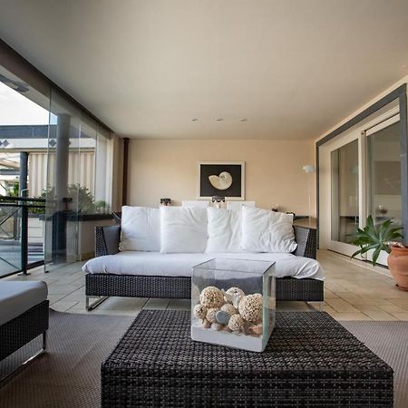 Beautiful Apartment In The Centre Of تاورمينا المظهر الخارجي الصورة