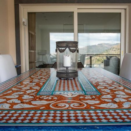 Beautiful Apartment In The Centre Of تاورمينا المظهر الخارجي الصورة